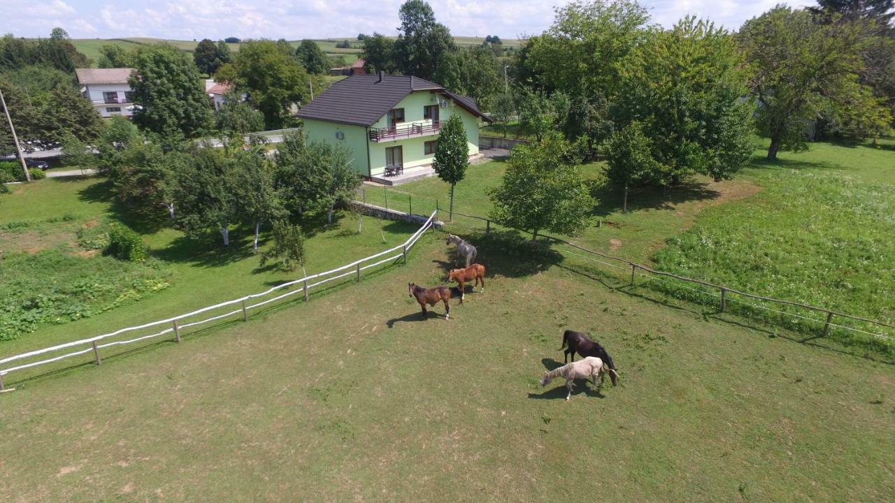 Green Apartment Plitvice Rakovica Kültér fotó